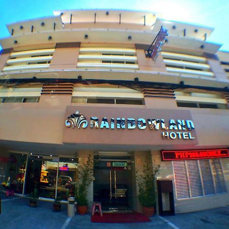 Rainbowland Hotel اولونجابو المظهر الخارجي الصورة