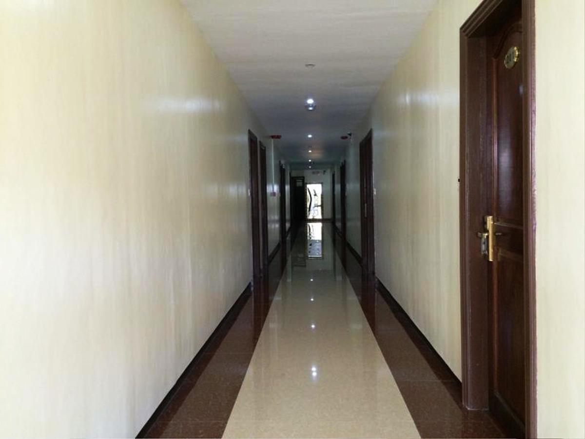 Rainbowland Hotel اولونجابو المظهر الخارجي الصورة