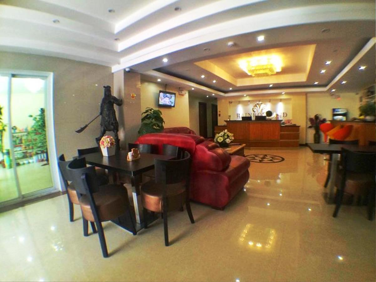 Rainbowland Hotel اولونجابو المظهر الخارجي الصورة