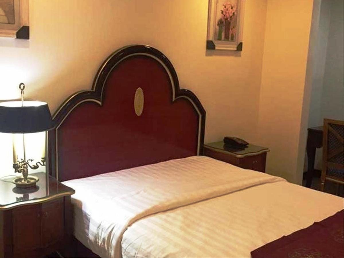 Rainbowland Hotel اولونجابو المظهر الخارجي الصورة