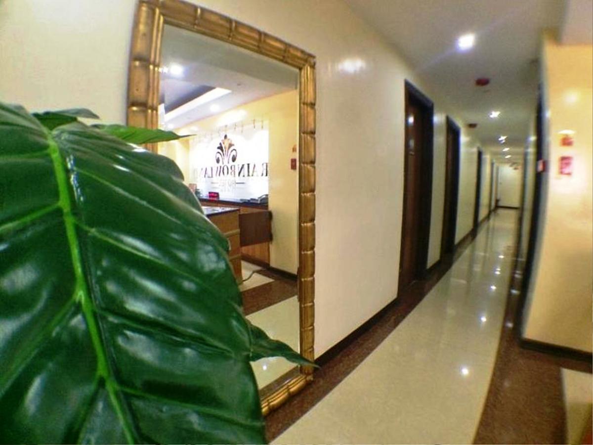 Rainbowland Hotel اولونجابو المظهر الخارجي الصورة