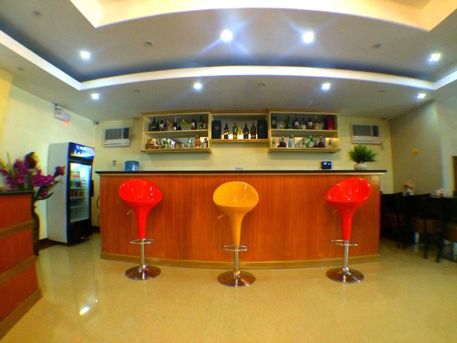 Rainbowland Hotel اولونجابو المظهر الخارجي الصورة
